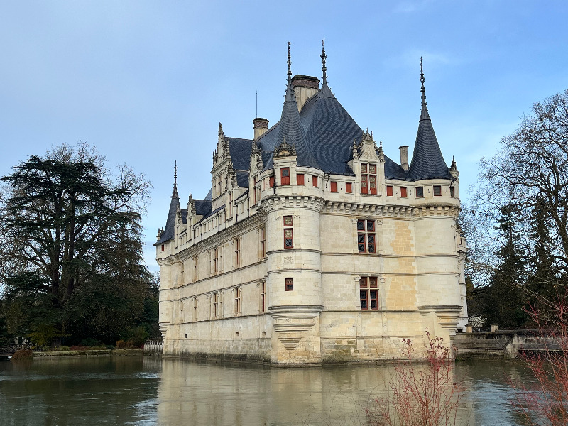 loire-schloss-azay-le-rideau-1